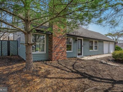 18 Holmes Ln, Marlton, NJ, 08053
