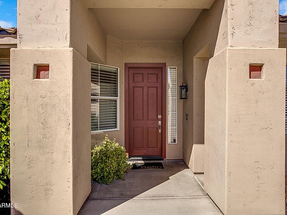 5th image of 1350 W Maplewood Street