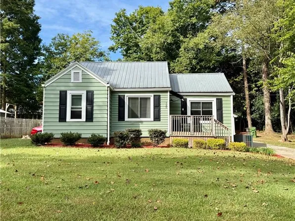 125 Eastside Dr, Lexington, NC 27292