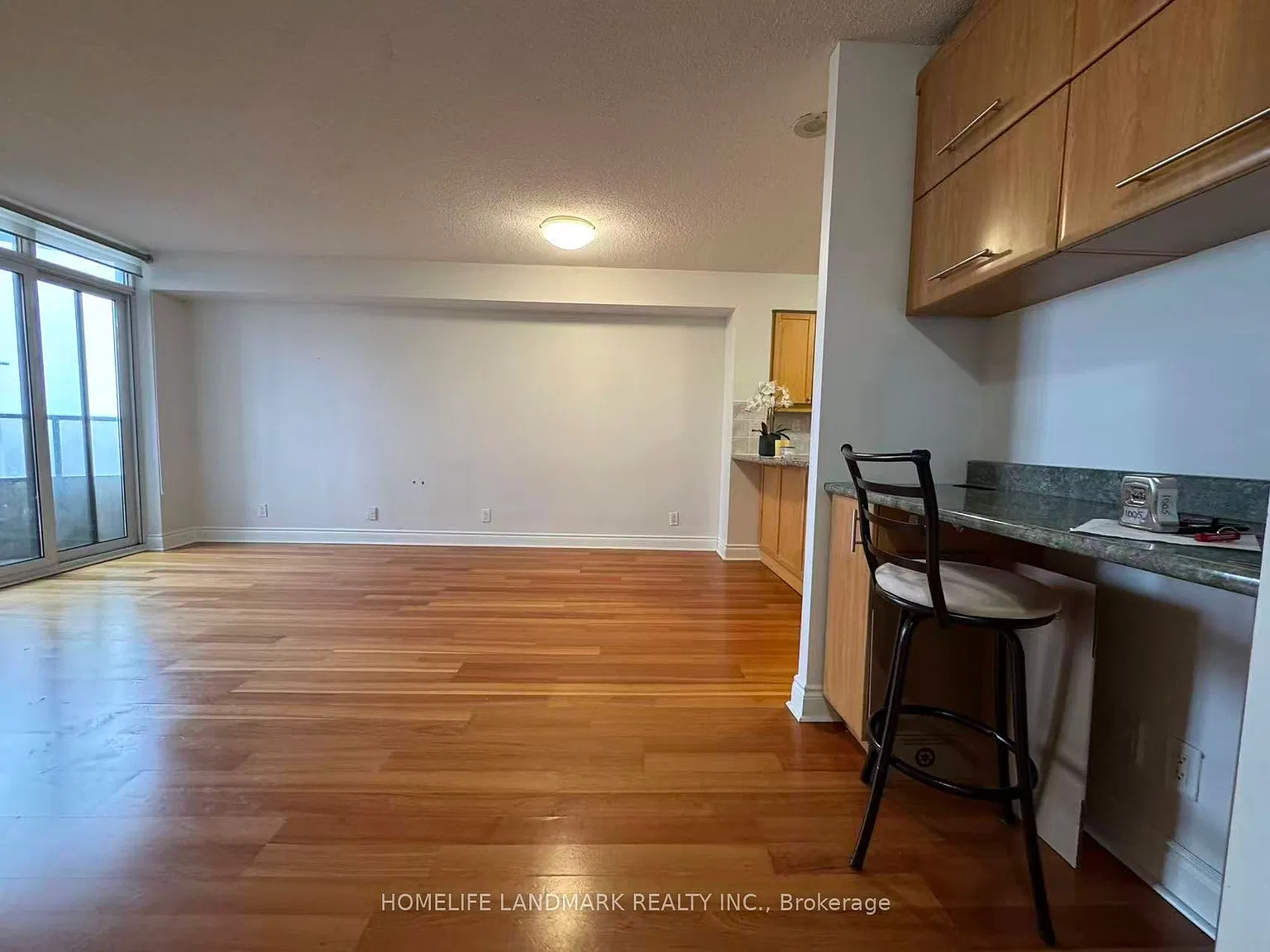1 bed, $2,300 — Photo 3