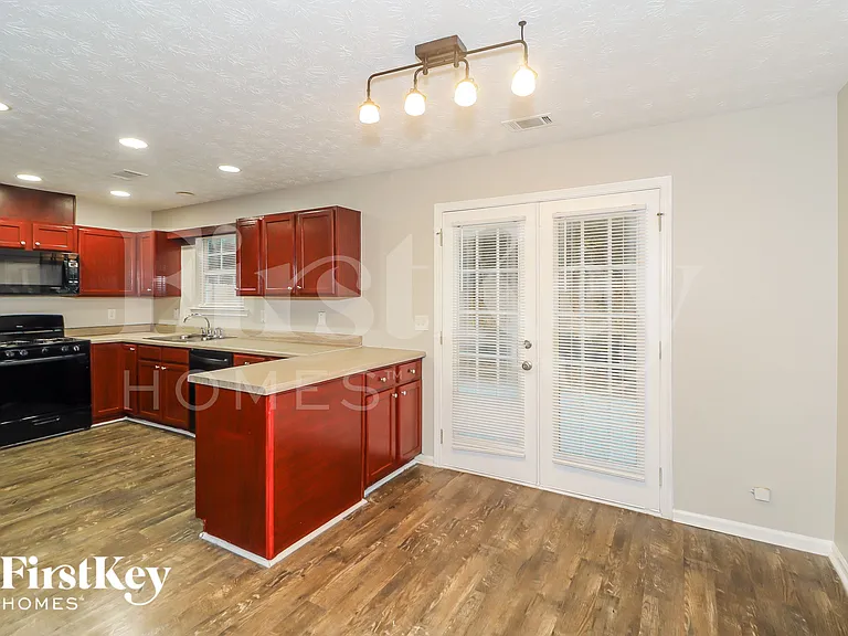 5491 Skylar Creek Ln — Photo 8