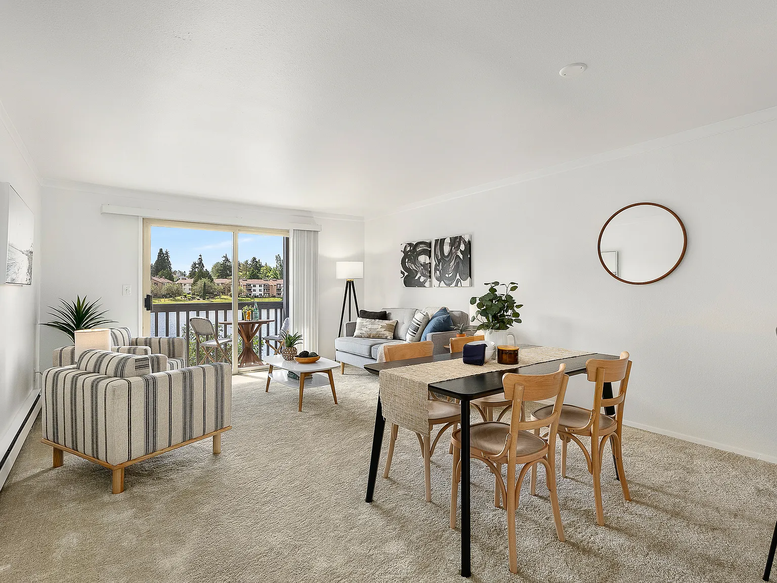 2 bed, 1.5 bath, 831 sqft, $1,750 — Photo 1