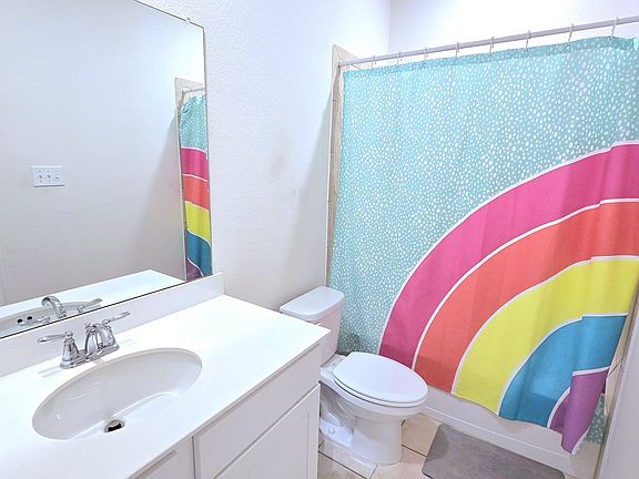 3rd image of 7521 Continental Dr