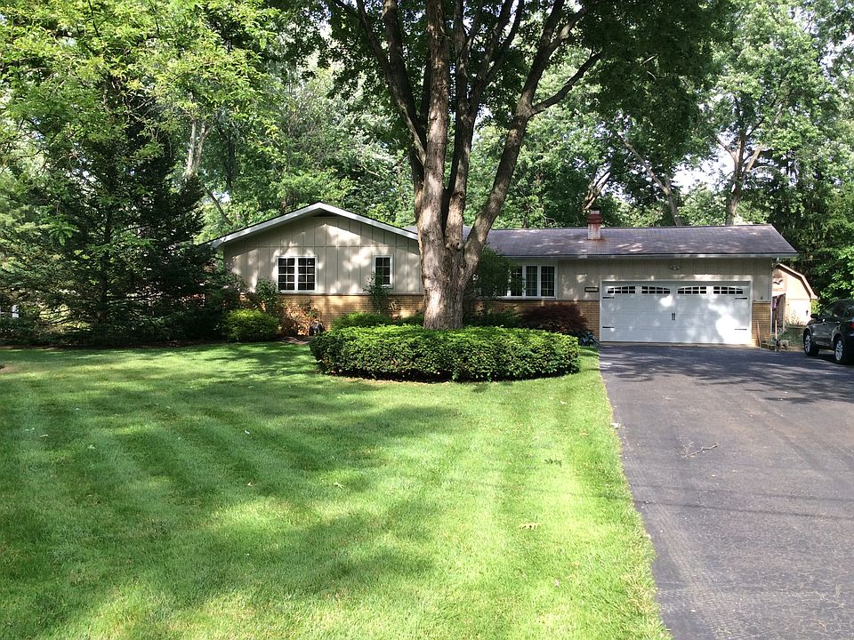 1st image of 8377 Harmon Dr