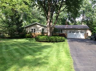 8377 Harmon Dr, Macedonia, OH 44056