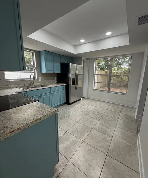 5106 Rosegreen Ct — Photo 3