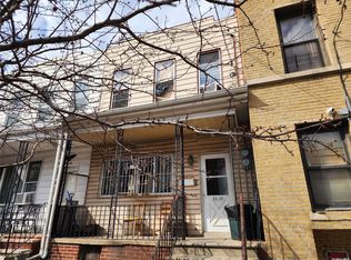 2442 43rd St, Astoria, NY 11103