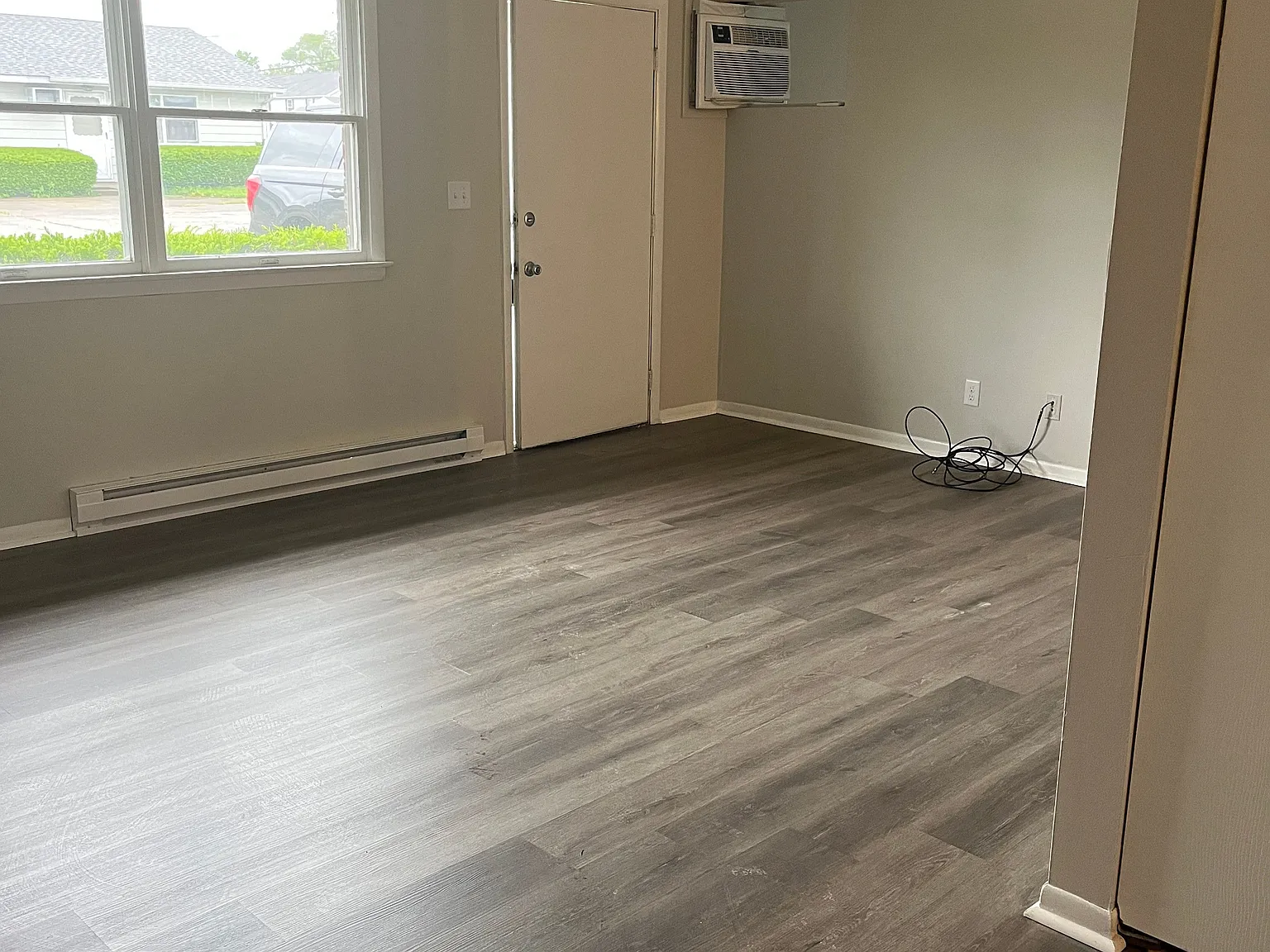 2 bed, 2.0 bath, 900 sqft, $1,200 — Photo 4