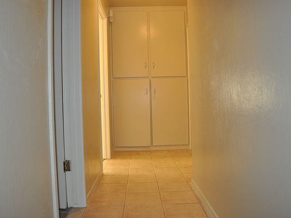 5th image of 6812 Chandler Dr