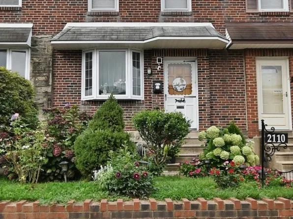 2110 Lardner St, Philadelphia, PA 19149
