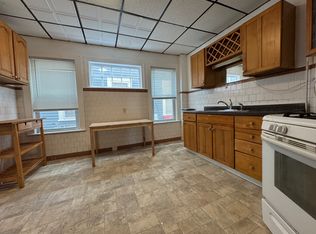 38 Hanson St #1R, Somerville, MA 02143