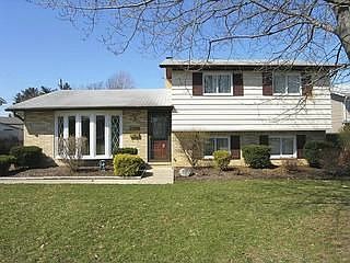 1st image of 3400 Dawn Dr