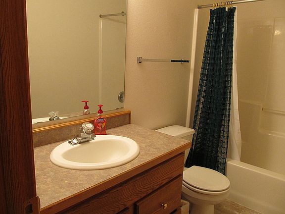 Bathroom .. freshly painted