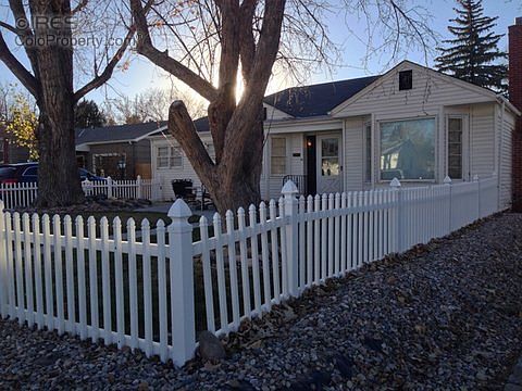 4th image of 1705 Fairacre Dr