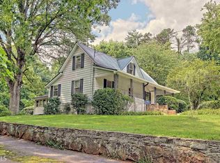 38 John English Dr, Clayton, GA 30525