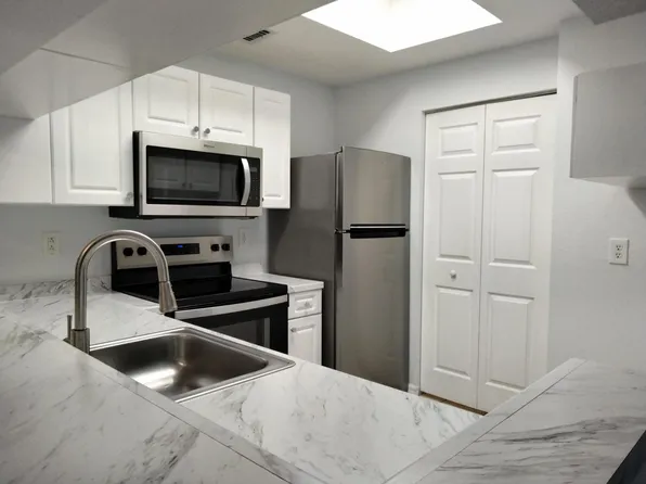2803 Sarento Place #111, Palm Beach Gardens, FL 33410