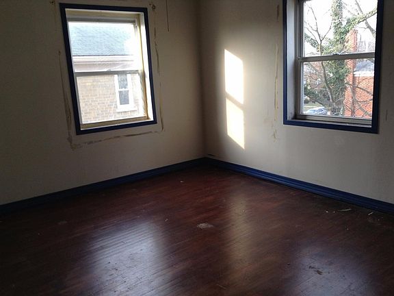 4th image of 835 Hermosa Ave