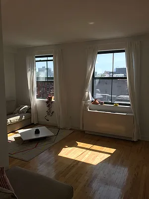 Rented by Tompkins Square Realty | media 18