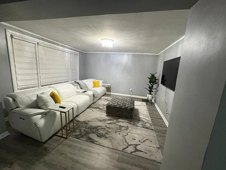 9206 S Phillips Ave #1 — Photo 9
