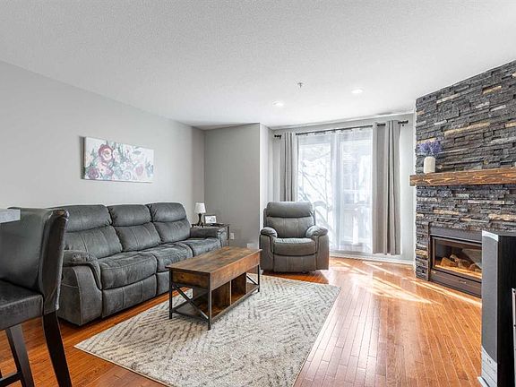 4th image of 635 W 6th St S Unit 5