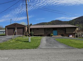 316 Shawnee Ave W, Big Stone Gap, VA 24219