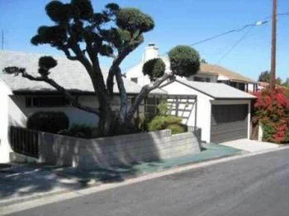 4119 Holly Knoll Dr, Los Angeles, CA 90027