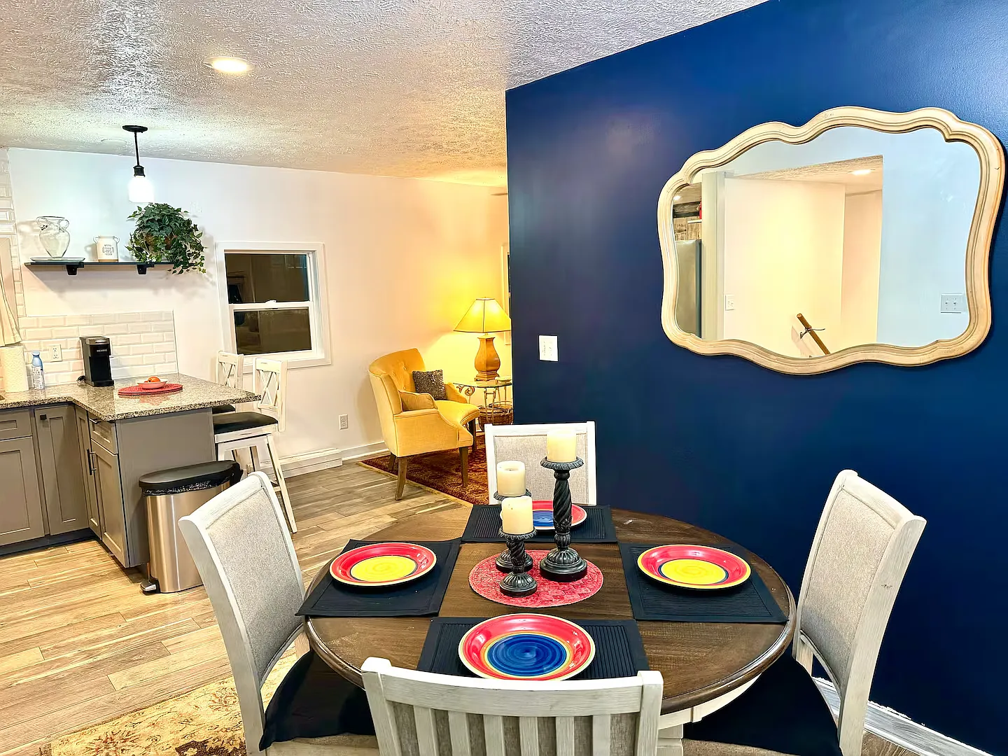 2 bed, 780 sqft, $6,500 — Photo 3