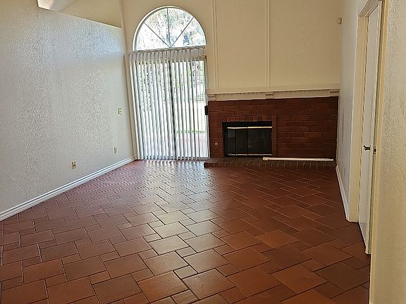 Living Room_1 (14)_09192023