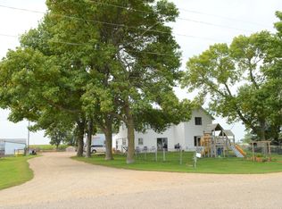 2557 225th Ave, Milford, IA 51351