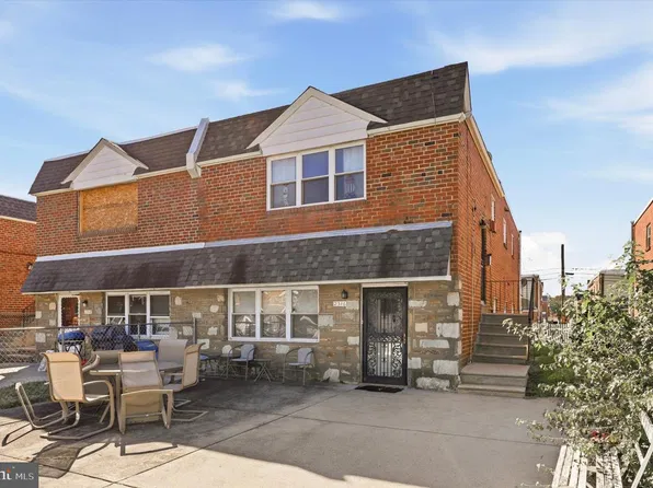 2316 Strahle St, Philadelphia, PA 19152