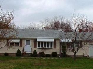 3 Lowell St, Seekonk, MA 02771