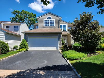 53 Hamlet Drive, Hauppauge, NY, 11788