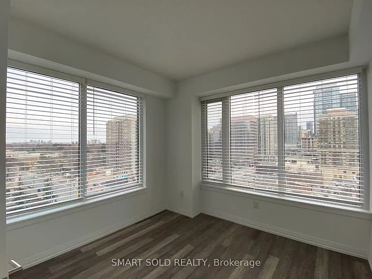 75 Canterbury Pl #1002 — Photo 4