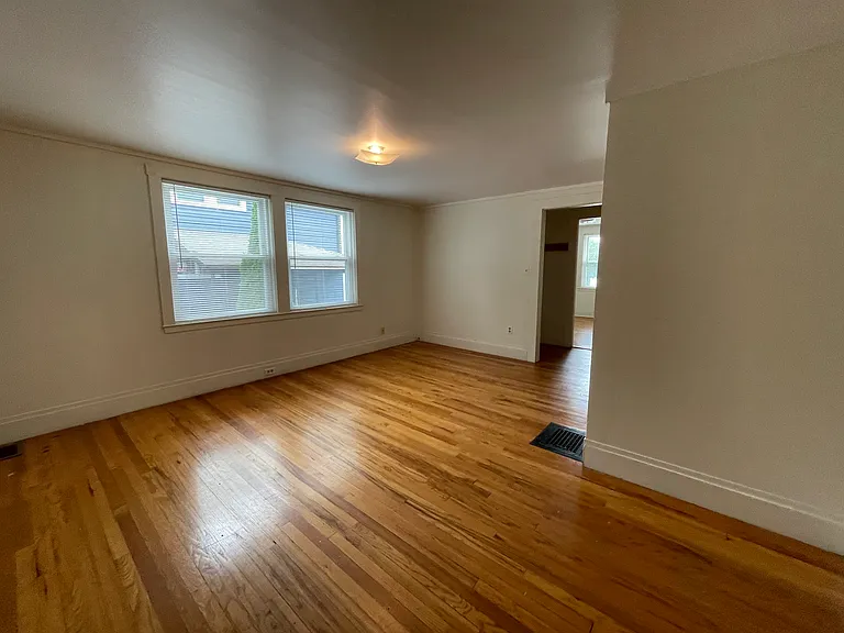 56 Winthrop St #2 — Photo 3
