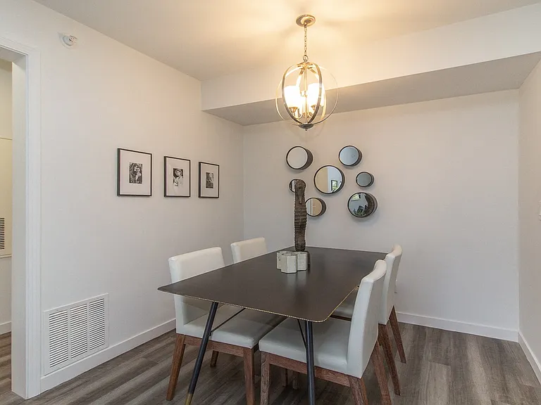 Ivy Hills Living Spaces — Photo 126