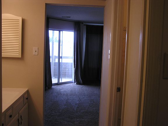 3rd image of 1033 Wilton Royal Dr APT 208