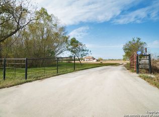 14051 Quintana Rd, Atascosa, TX 78002