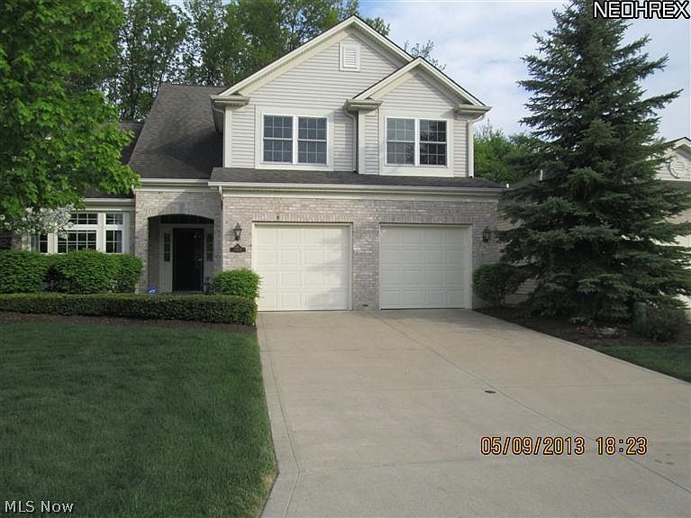 1st image of 21409 Woodview Cir