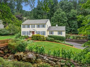 19 Colonel Evans Dr, Morristown, NJ 07960