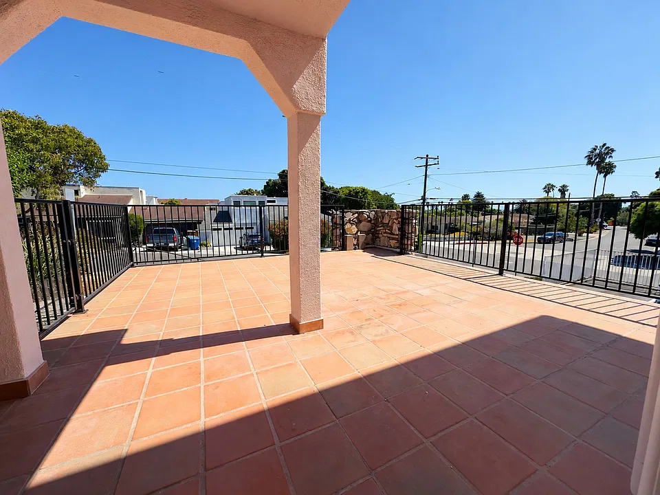 1036 Del Mar Ave #A