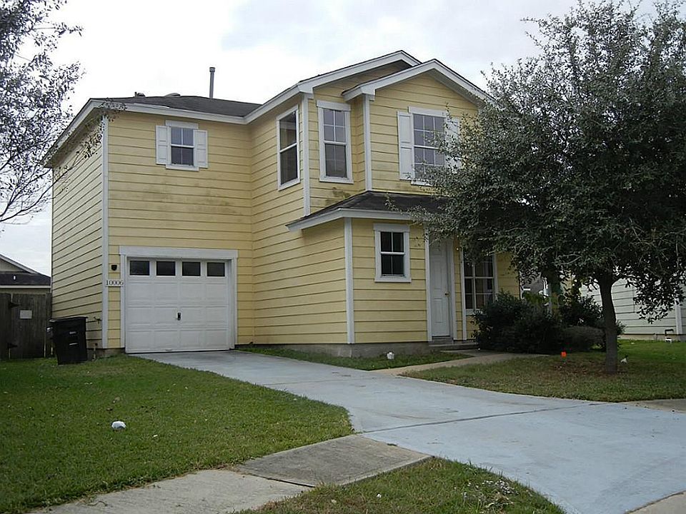 1st image of 10006 Victoria Chase Ln