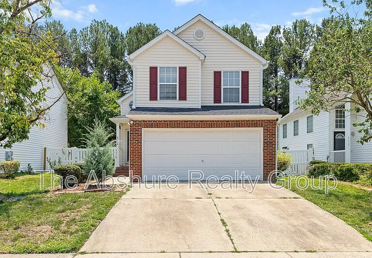 4224 Lake Woodard Dr — Photo 1