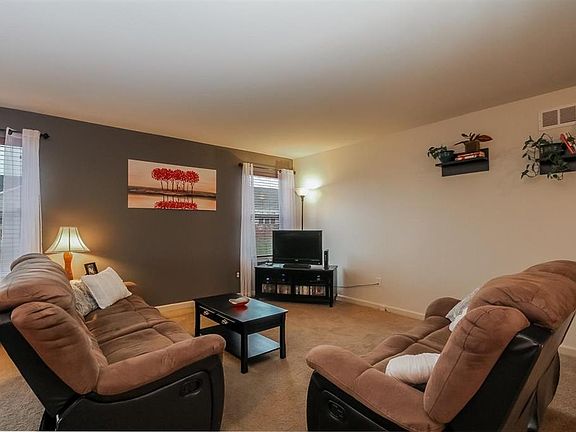 3rd image of 7318 E Brook Dr