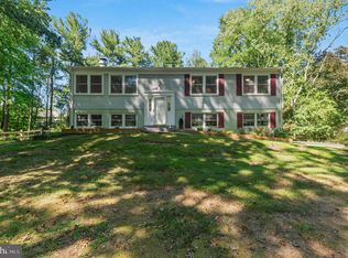 10806 Winter Corn Ln, Reston, VA 20191