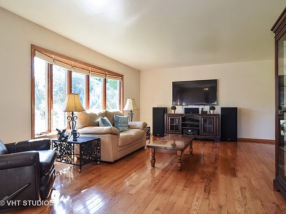 2nd image of 1166 Morning Glory Ln