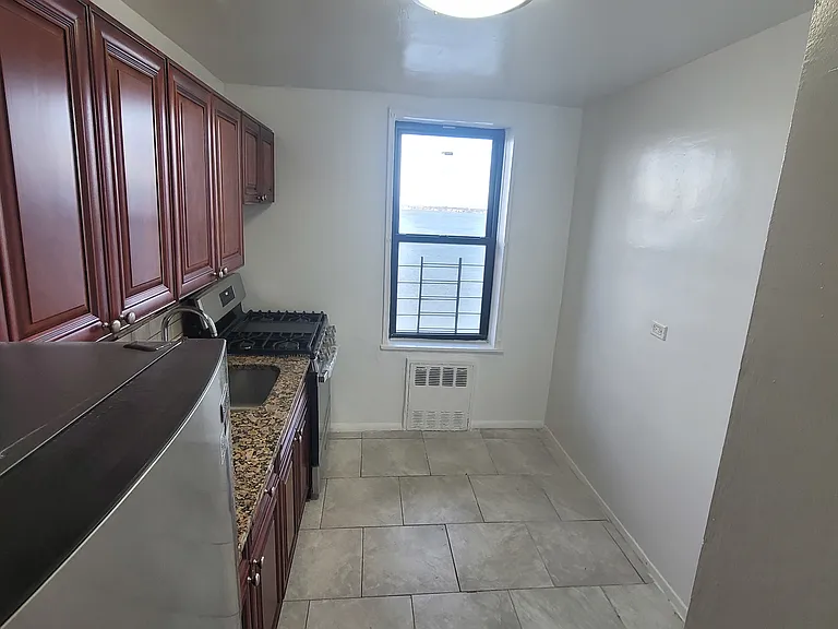 1110 Stadium Ave #H5 — Photo 10