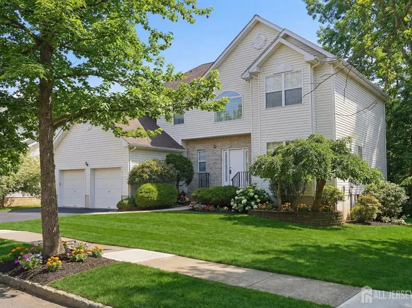 26 Carter Dr, Old Bridge, NJ 08857