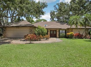 4701 Pine Harrier Dr, Sarasota, FL 34231