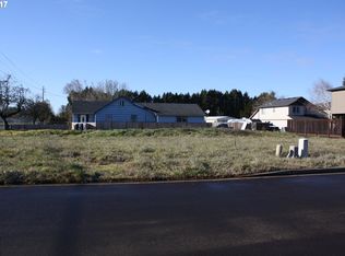 Pine Ct, Junction City, OR