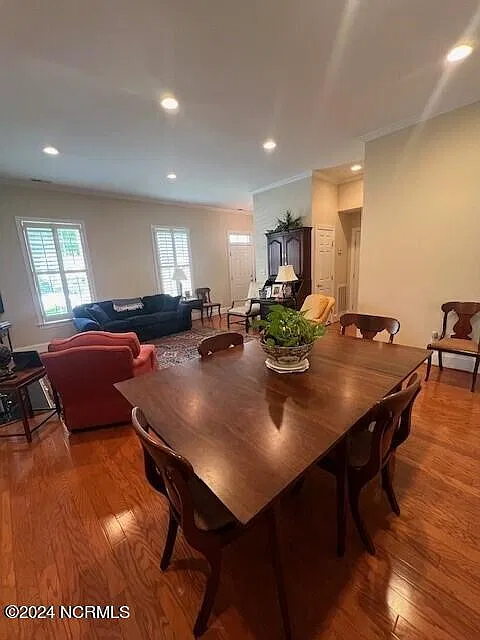4 bed, 3.5 bath, 2488 sqft, $2,100 — Photo 3